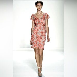 Luca Luca 100% silk Dress,  Spring 2011 Ready-to-Wear collection